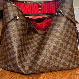 SOLD Louis Vuitton Neverfull GM